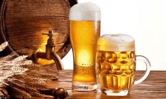 啤酒與白酒，誰(shuí)更傷身？酒精飲料的真相與警示